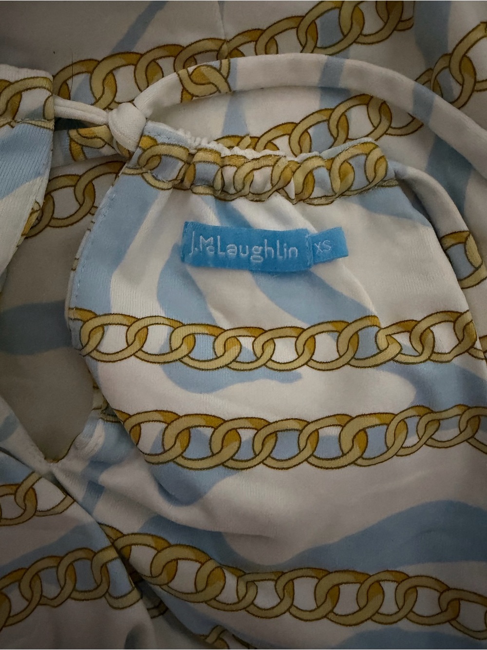 J. McLaughlin Blue White Gold Chain-Print Top - Picture 3 of 3
